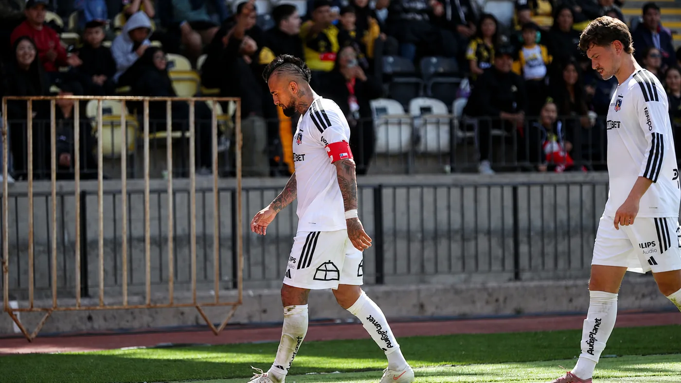 Coquimbo Unido propina goleada a Colo Colo y pone fin a su invicto en la Liga de Primera