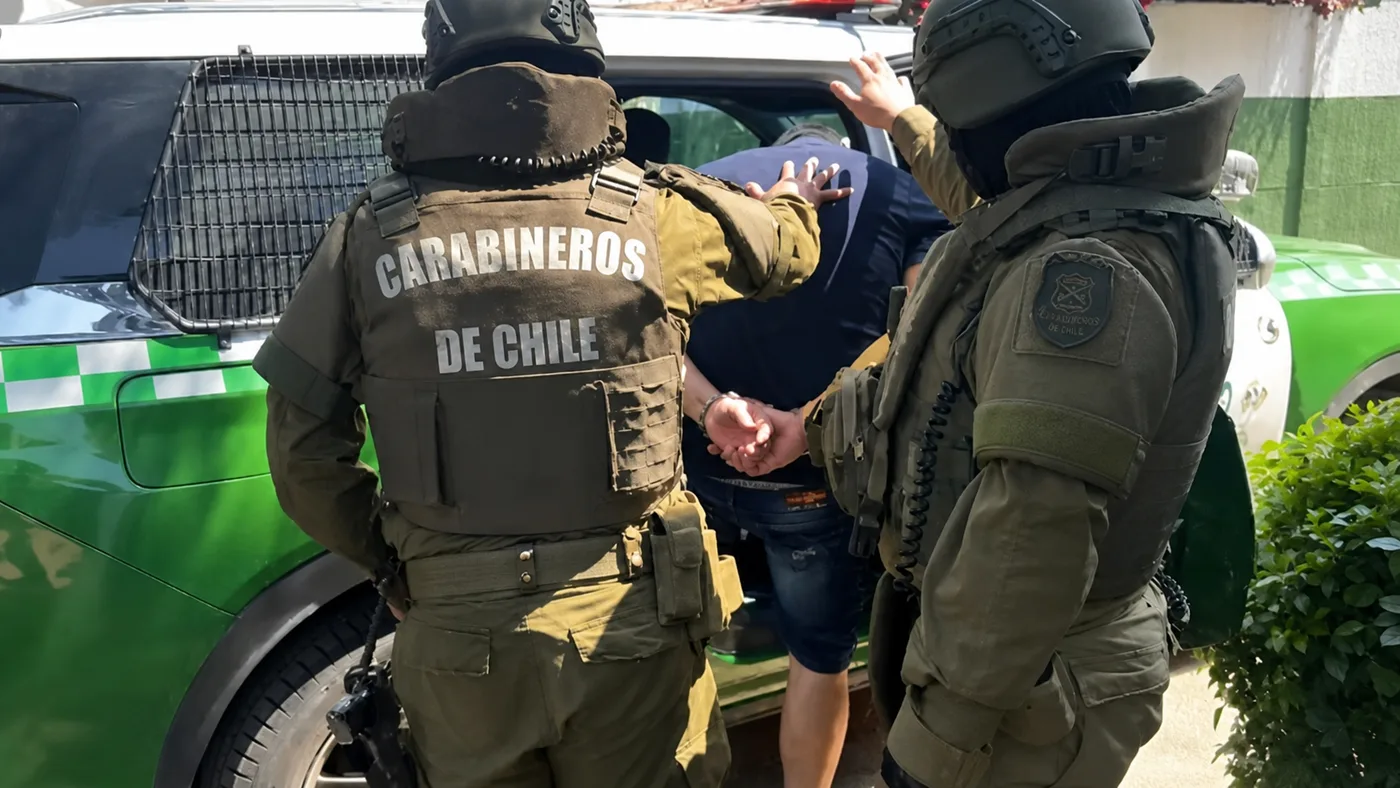 Detienen en La Pintana a hombre buscado por cuatro causas, dos de ellas por homicidio