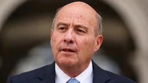 Gobierno elimina programa “Yo elijo mi PC” y enfrenta críticas de distintos sectores