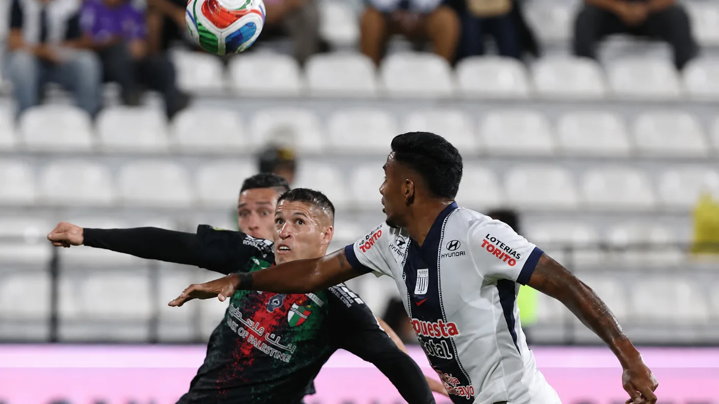 Palestino derrota a Alianza Lima y celebra en su visita a Perú